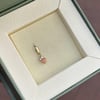 Pembe Taşlı Charm