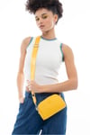 Benetton BNT1072 Kadın Çanta Sarı
