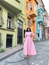  Tesettür Pembe Puantiyeli Kloş Elbise