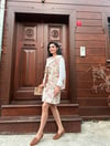 Kısa Krem-Pembe Çiçekli Pazen Yelek-Etek Takımı (2 li Takım)