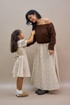 Krem-Kahve Balon Etek ve Kız Çocuk Vintage Yakalı Kloş Elbise Anne-Kız Kombini (TEKLİ SATILMAKTADIR)