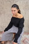Siyah Kayık Yaka Triko Oversize Kazak