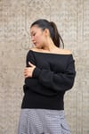 Siyah Kayık Yaka Triko Oversize Kazak
