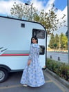 Tesettür Yakalı Mavi Soft Çiçekli Kat Kat Elbise