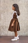 Vintage Seyyar Yakalı Acı Kahve Poplin Pileli Anne Elbise ve Vintage Yakalı Kız Çocuk Kloş Elbise Anne-Kız Kombini (TEKLİ SATILMAKTADIR)