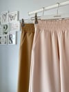 BELİ LASTİK BOL PAÇA PANTOLON