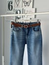 DERİ KEMERLİ BOOTCUT JEAN