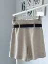 KEMERLİ KETEN ŞORT