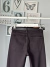 PAÇA DETAYLI KEMERLİ JEAN