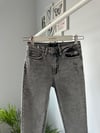 PAÇASI KESİK GRİ SKINNY JEAN