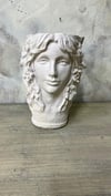 SİCİLYA SAKSI 26X18 CM