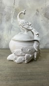 TAVUSKUŞLU POLYESTER KUTU 19X13 CM