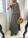 Haki Yeşil Kolsuz Salaş Basic Bluz