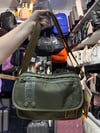 1609 yeşil Volunteer postacı çanta ebat 22cm30