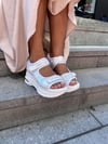 MASİSMASİS RİZMO BEYAZ PULLU SPOR SANDALET