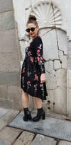 Nakışlı Siyah Elbise