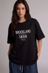 1898 Baskılı Siyah Oversize Salas Boyfriend Kadın T-Shirt