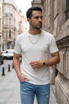 Erkek Beyaz Bisiklet Yaka Fitilli Örme Dik Çizgi Regular Kalıp Kısa Kol Tişört