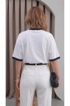 Kadın Beyaz Lacivert Biye Garnili Orta Kalın Kumaş Bisiklet Yaka Yarım Oversize Salaş T-shirt