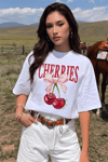 Kadın Cherries Ekru Beyaz Oversize Fit Bol Geniş Kalıp Salaş Kesim T-shirt