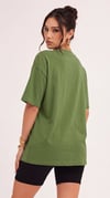 Kadın Zeytin Yeşili Basic Düz Baskısız Oversize Salas T-shirt