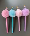 Vg G-217-2 Flamingo Ponpon Yumurtlayan KalemVg G-217-2 Flamingo Ponpon Yumurtlayan Kalem - Kirtasiyem.netSentetik Fırça