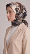 Karaca EşarpRAYON EŞARPLAVİNİA DESENLİ 120*120 CM COTTON EŞARP   -   KOYU BEJ 