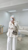 Geniş Yakalı Gömlek Taş