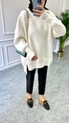 Parmak Geçirmeli Sweatshirt Beyaz