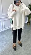 Parmak Geçirmeli Sweatshirt Beyaz