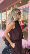 Kahverengi Halter Yaka Boncuk Detaylı Tasarım Takım