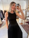 Siyah Yaka ve Kol Taşlı Body