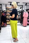 Yeşil Renk Anvelop Detaylı Pantolon