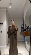 Acı Kahve Fular Detaylı Bluz Pantolon Takım