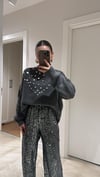 Antarasit Yaka Pul Detaylı Oversize Triko Kazak