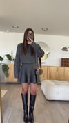 Antrasit Dik Yaka Etekli Triko Takım 