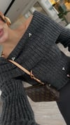 Antrasit Madonna Yaka Taşlı Triko Kazak