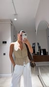 Bej Belden Kemer Detaylı Yelek