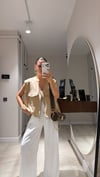 Bej Çift Cepli Fermuarlı Nubuk Yelek