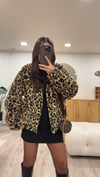 Bej Leopar Desen Fermuarlı Kürk 