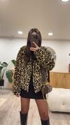 Bej Leopar Desen Fermuarlı Kürk 