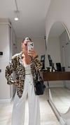 Bej  Leopar Desen Saten Gömlek