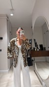 Bej  Leopar Desen Saten Gömlek