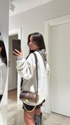 Bej Yaka Fular Detaylı İşlemeli Sweatshirt