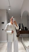 Beyaz Arka Ribana Detaylı Gömlek 