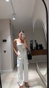 Beyaz Düğme Detaylı Paça Fermuarlı Pantolon