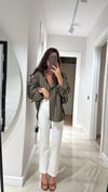 Beyaz Flare Bilek Boy Pantolon