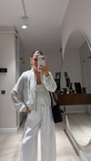 Beyaz Gümüş Pullu Ön Fermuarlı Ceket 