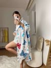 Beyaz Kelebek Baskılı Uzun Oversize Gömlek
