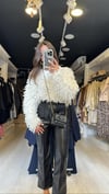 Beyaz Püsküllü Marka Model Kazak